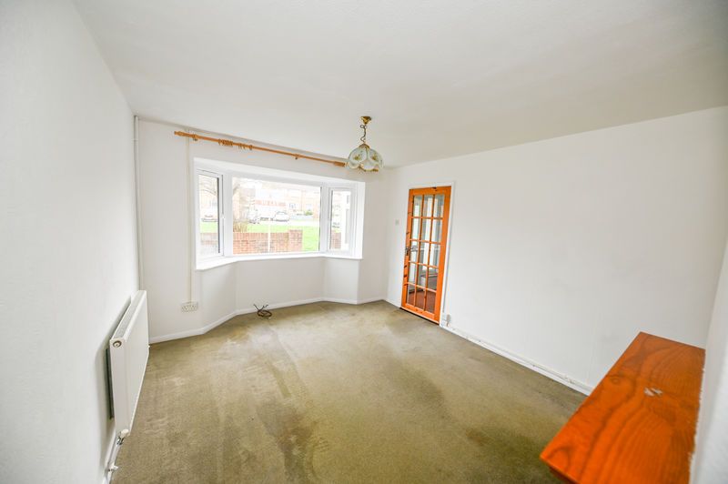 Property photo 3 of 9 Photo 9