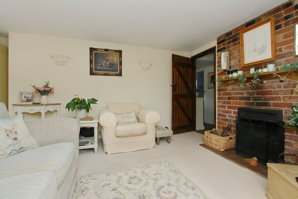 Property photo 3 of 21