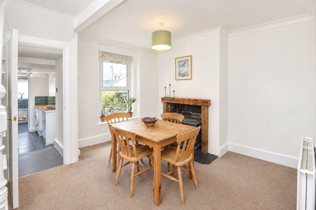 Property photo 3 of 12 Dining Room