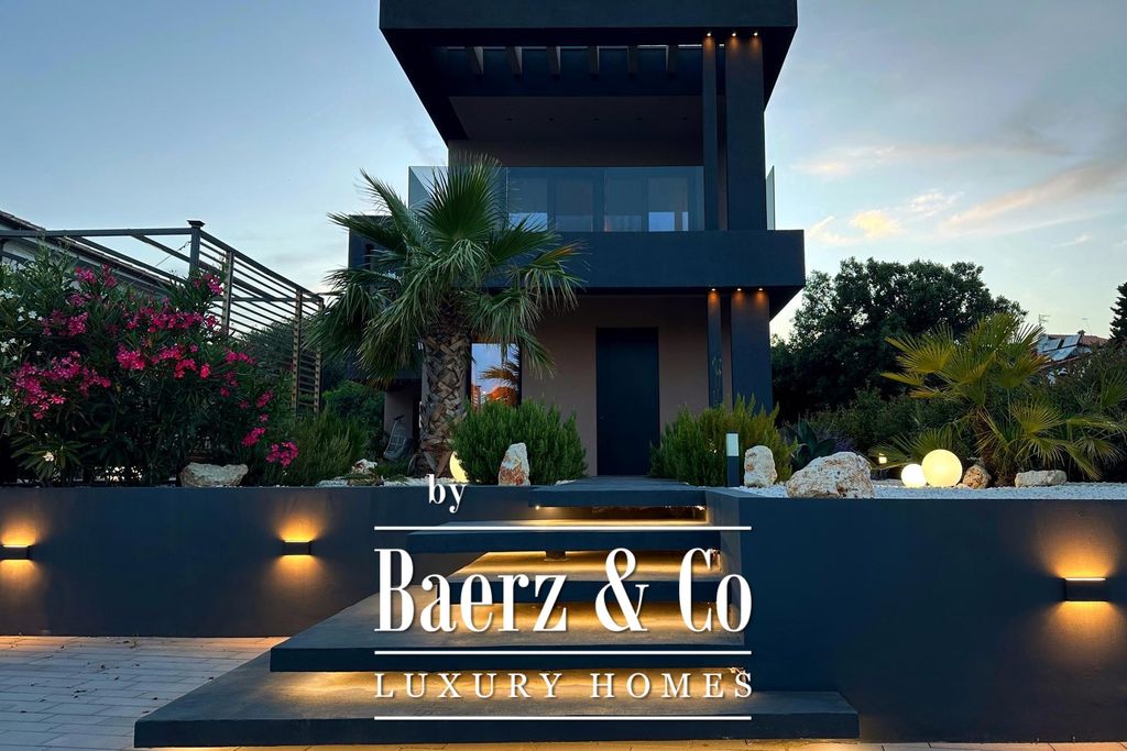 Property photo 1 of 34