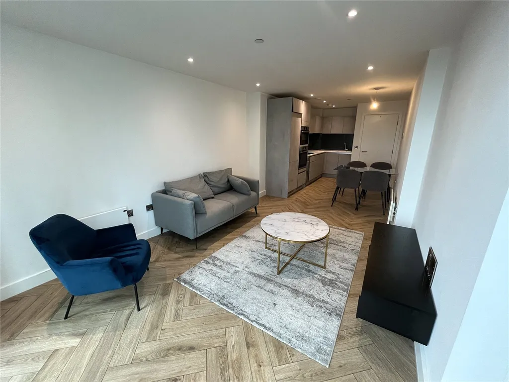 141 Chester Road, Greater Manchester M15 - View 3
