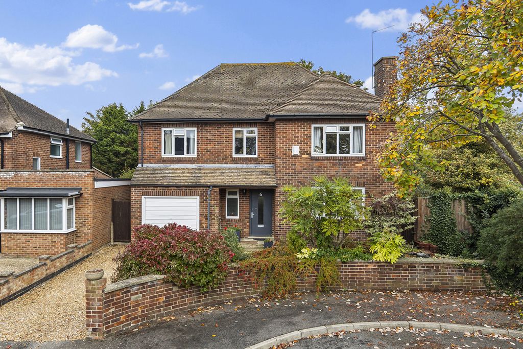 Property photo 1 of 46