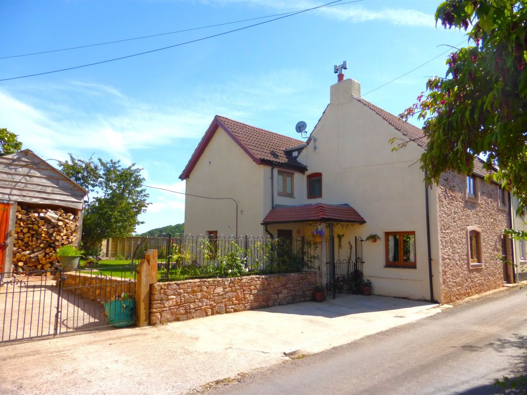 Property photo 1 of 20