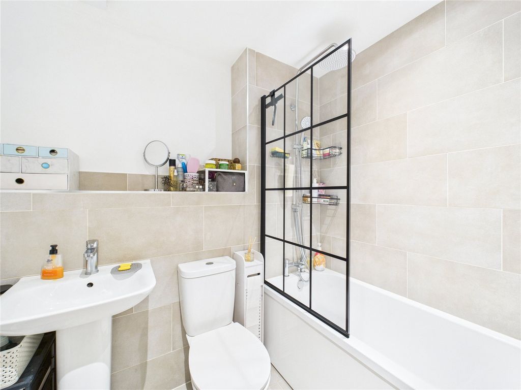 Property photo 3 of 14 Picture No. 01