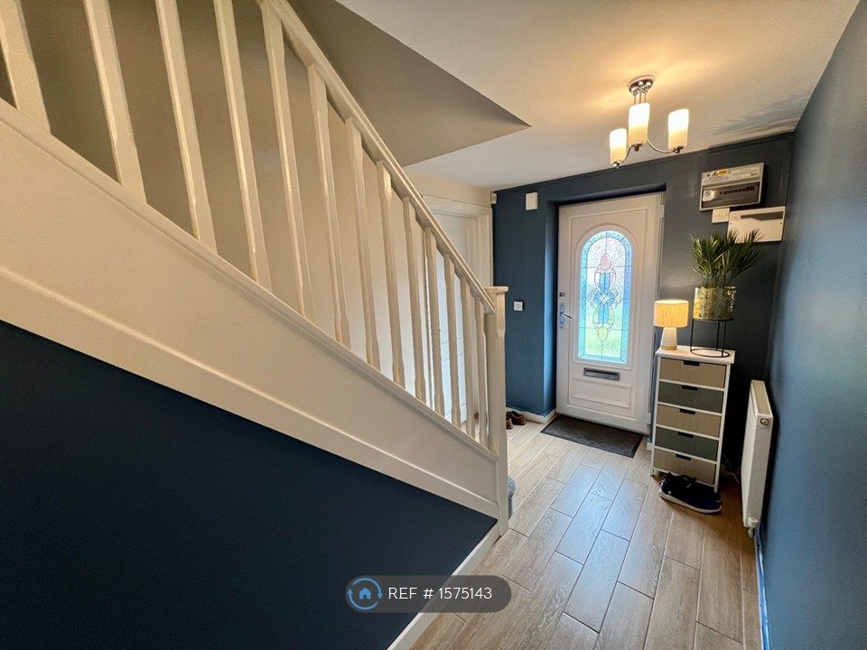 Property photo 2 of 30