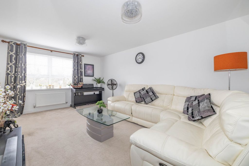 Property photo 2 of 15 Picture 2