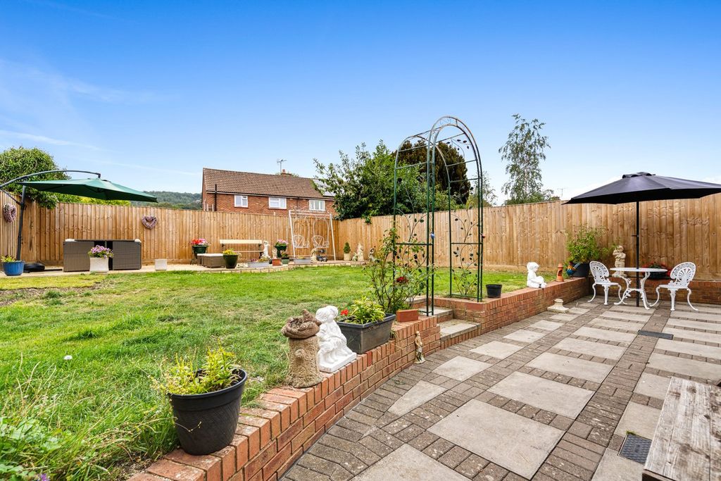Property photo 3 of 17