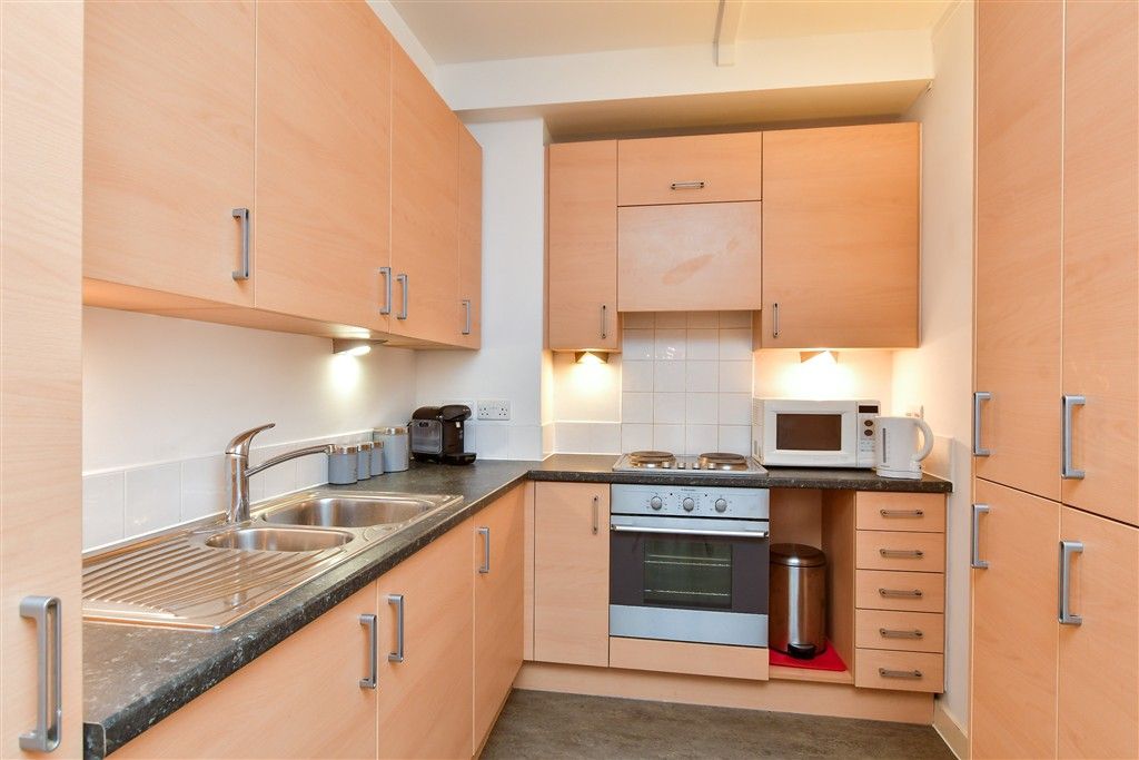 Property photo 3 of 9 Lounge/ Kitchen/ Diner