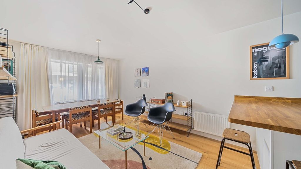 Property photo 3 of 14