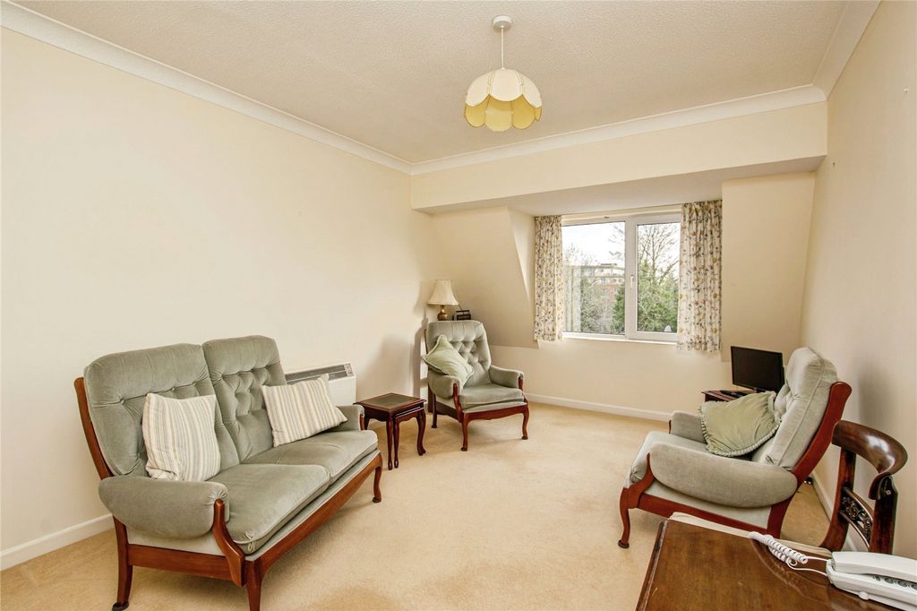 Property photo 2 of 10 Living Room