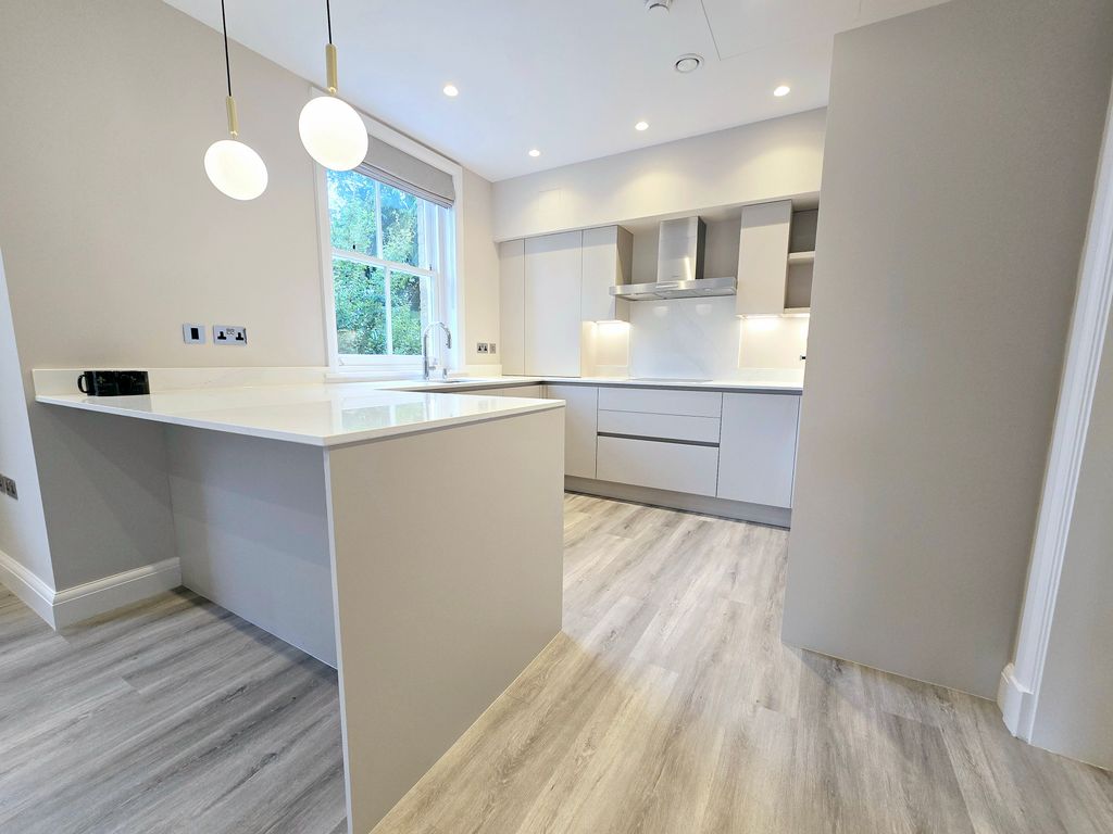 Property photo 2 of 56