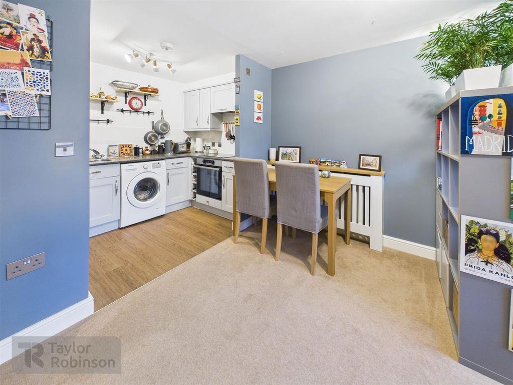 Property photo 3 of 12 Cam02600G0-Pr0577-Still007.Jpg