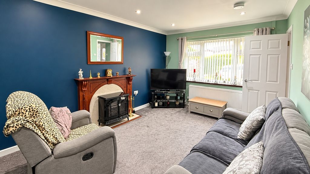 Property photo 3 of 18 5533814