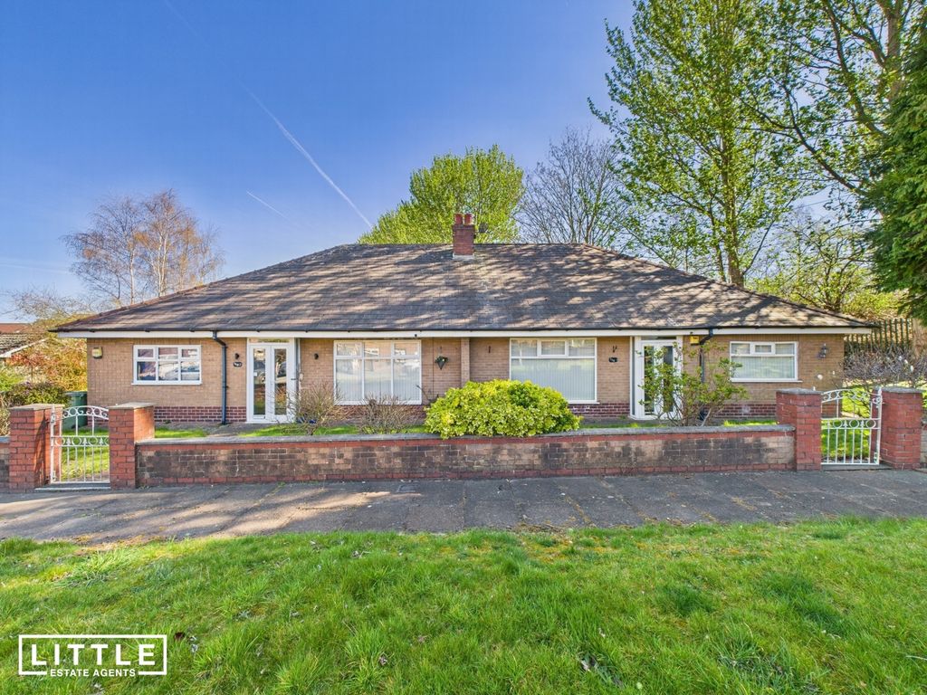 Property photo 1 of 31 Photo 3