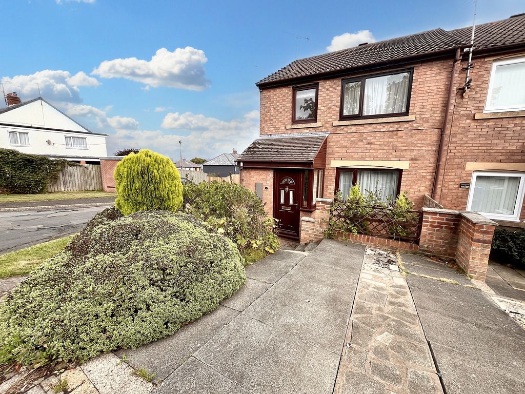 Property photo 1 of 11 Photo 12