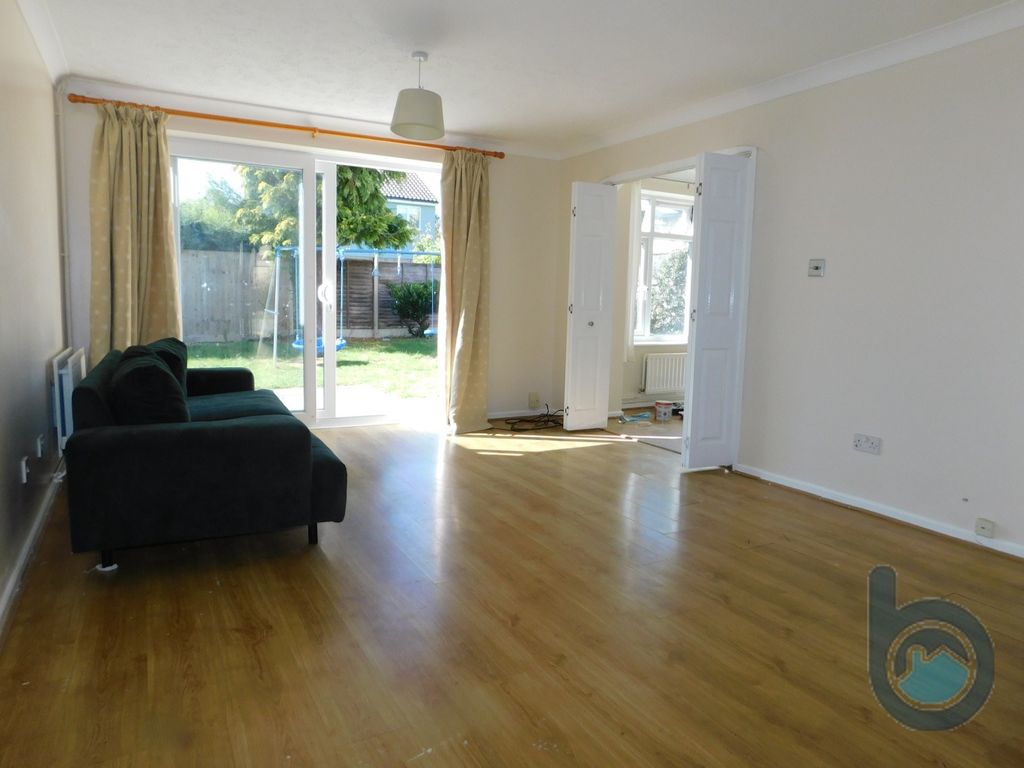 Property photo 3 of 21