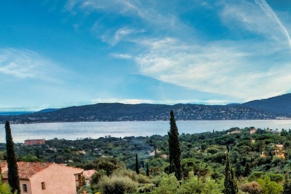 Property photo 1 of 3