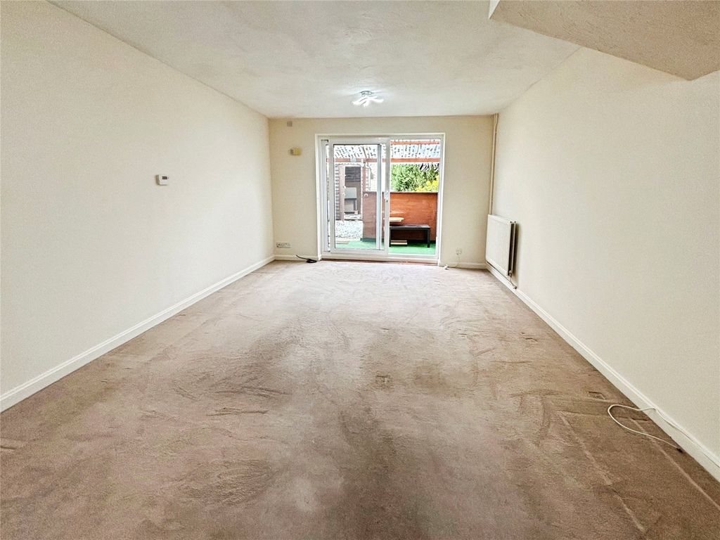 Property photo 2 of 13 Picture No. 24