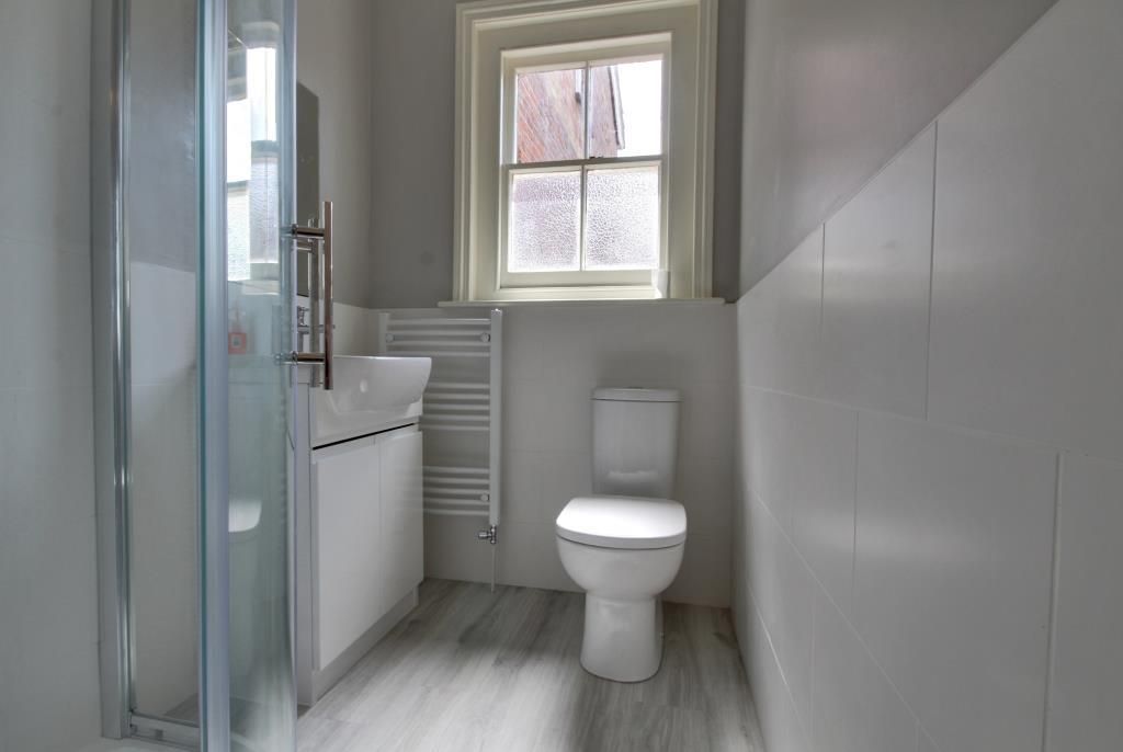 Property photo 2 of 5 Bathroom _Lge.Jpg