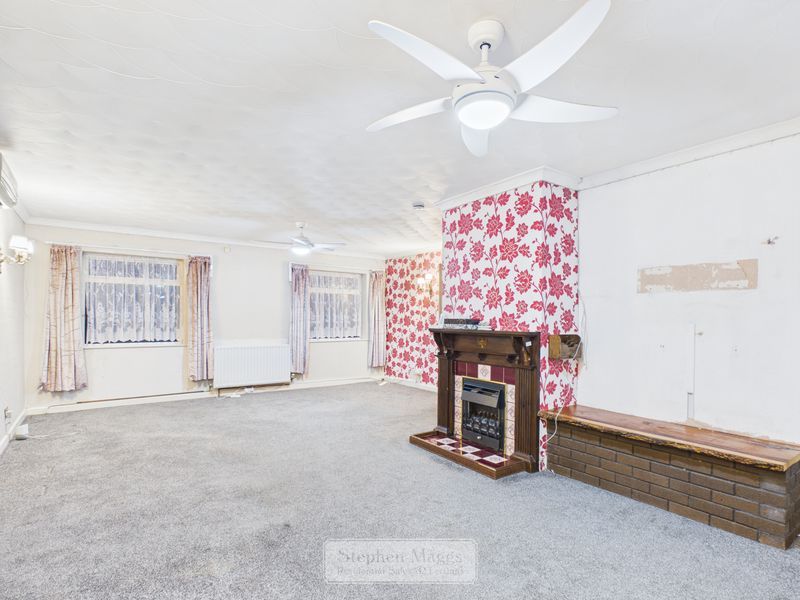 Property photo 3 of 15 Photo 8