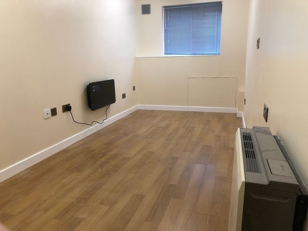 Property photo 3 of 18 Property