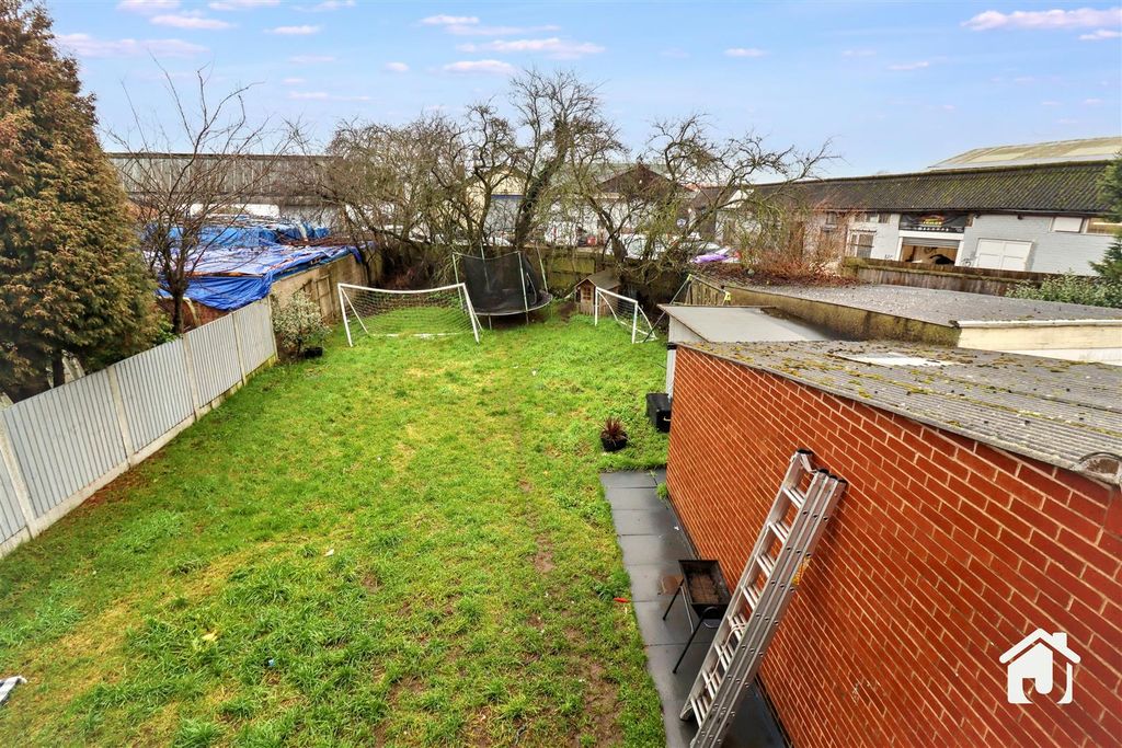 Property photo 2 of 17 Img_8745.Jpg