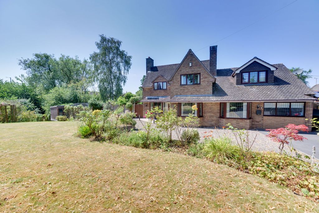 Property photo 1 of 48