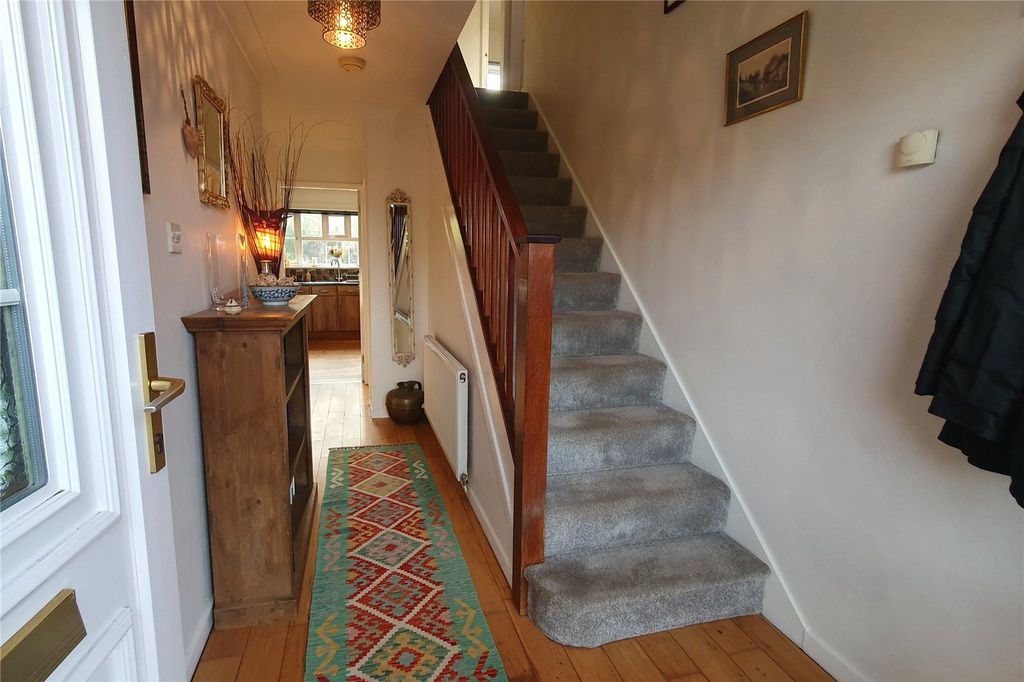 Property photo 2 of 27 Picture No. 38