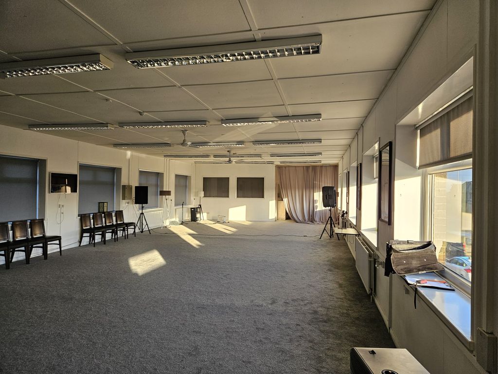 Property photo 3 of 3