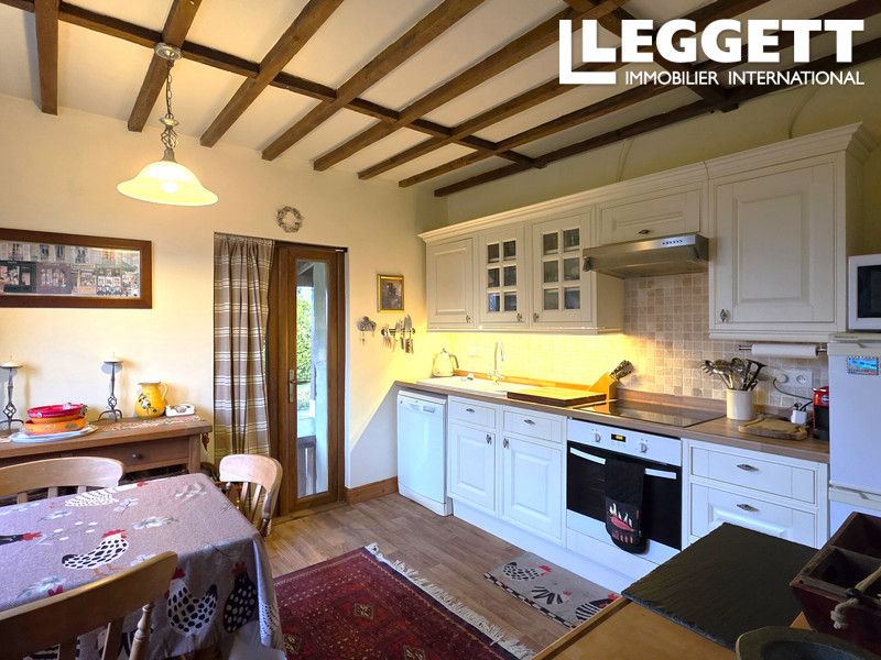 Property photo 2 of 10