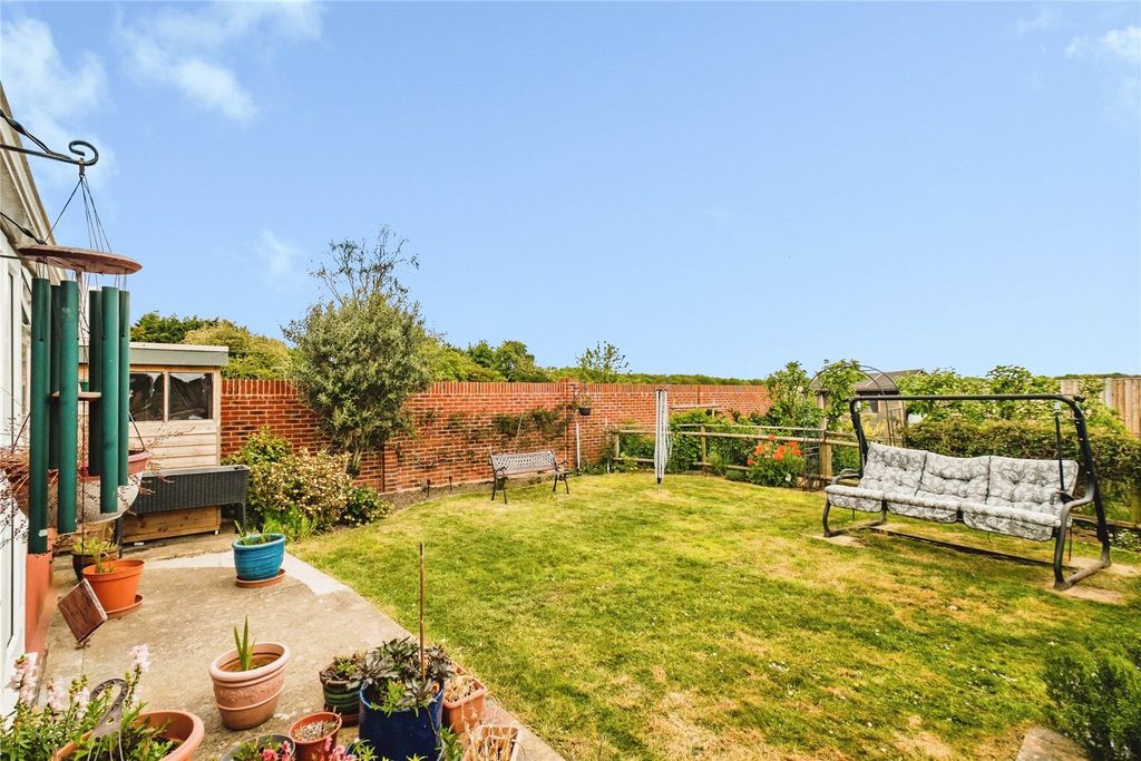 Property photo 3 of 22 Picture No. 12