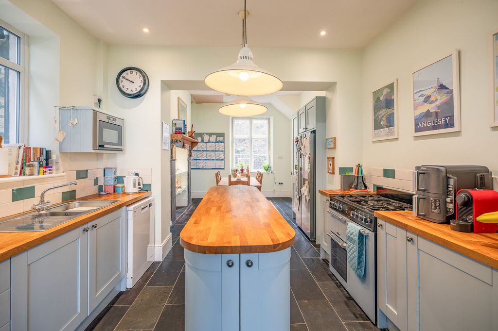 Additional image 4 of 5 bed detached house for salePenmaen Park, Llanfairfechan LL33