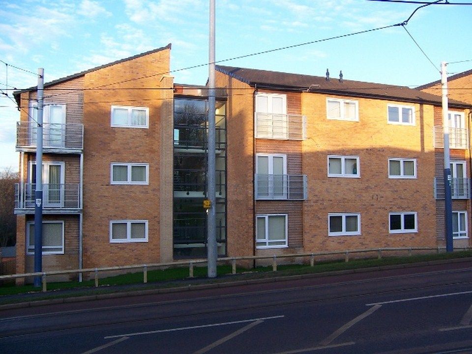 Property photo 2 of 8