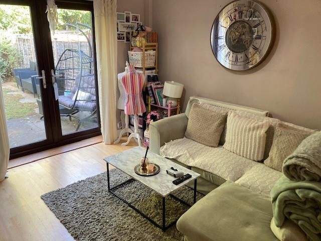 Property photo 2 of 16 Living Room2.Jpg