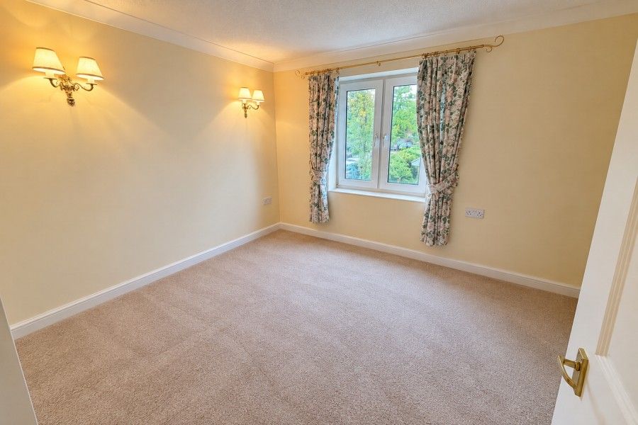Property photo 2 of 7