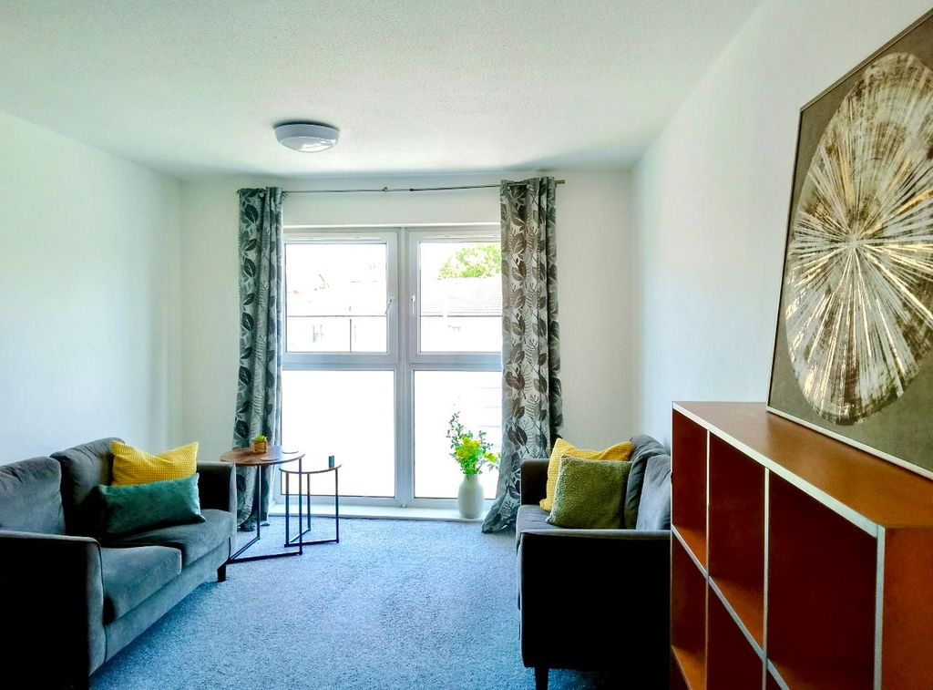 Property photo 3 of 7