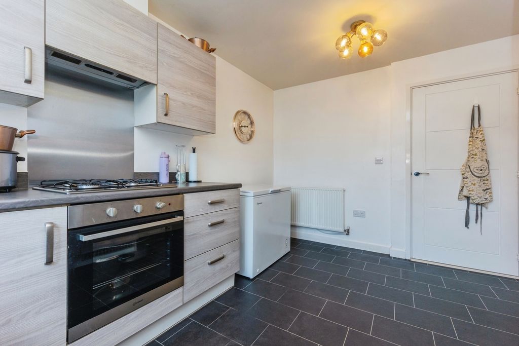 Property photo 2 of 24 Pbox-Img.Jpg