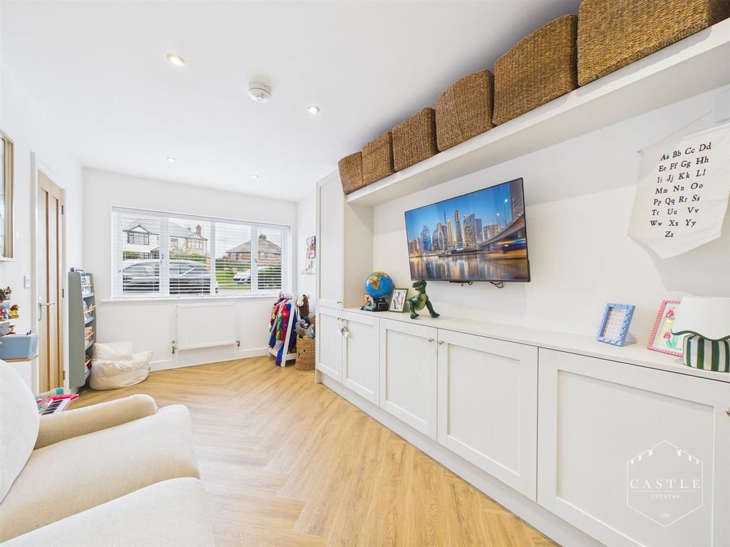 Property photo 3 of 25 Dining/Family Room