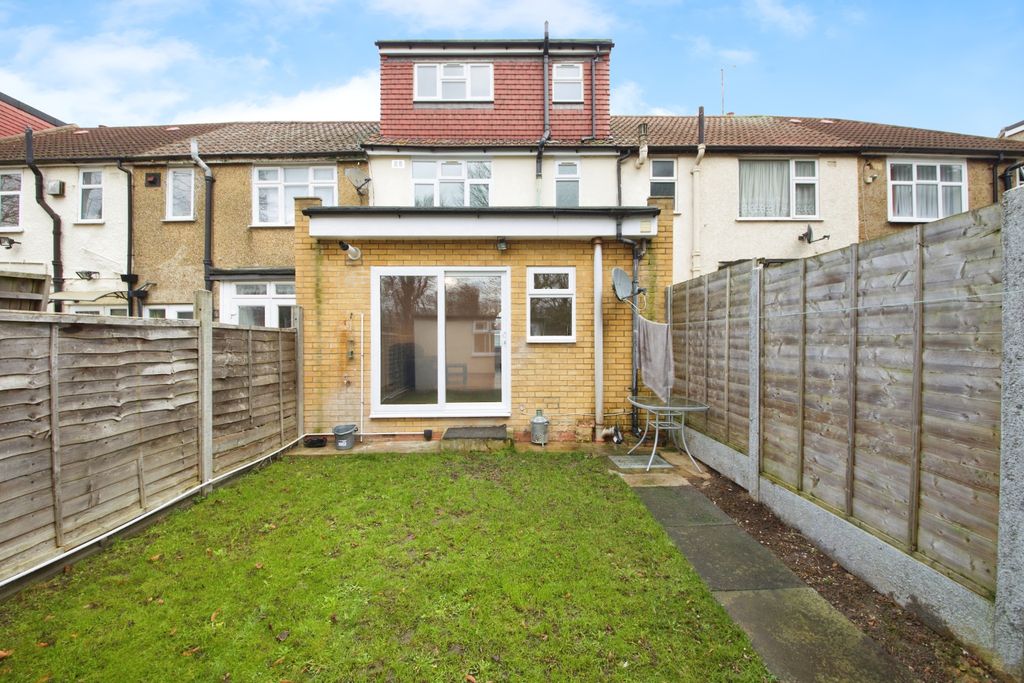 Property photo 3 of 16