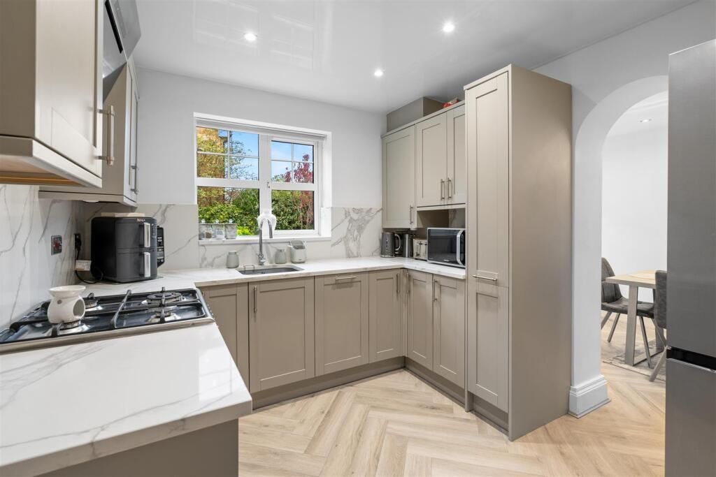 Property photo 3 of 15 Bc13.Jpeg