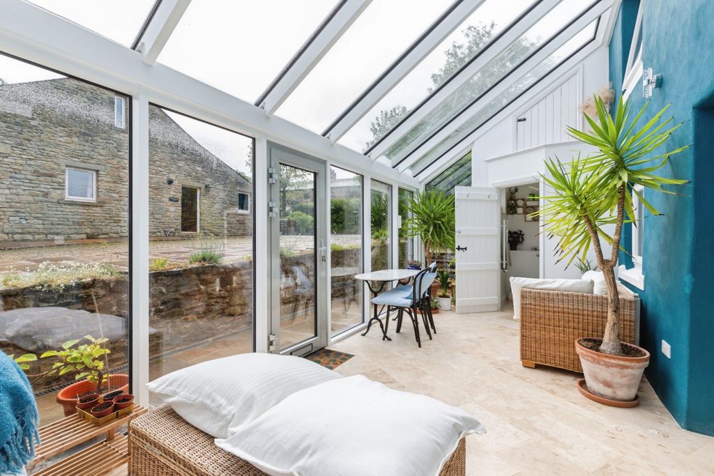 Property photo 2 of 15 Atrium