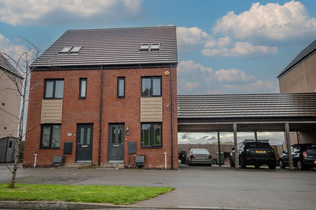 Property photo 1 of 22