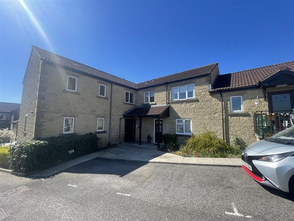 Property photo 1 of 7
