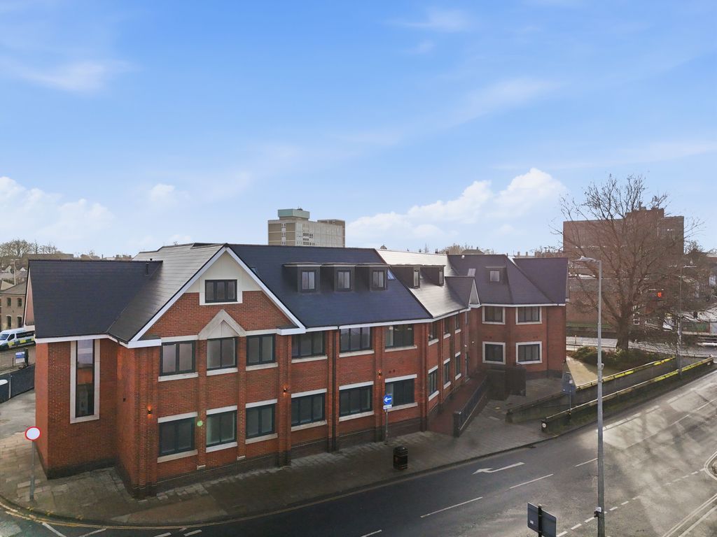 Property photo 2 of 11 Front