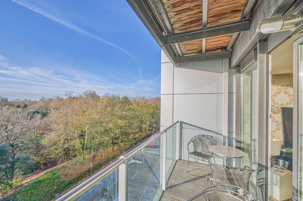 Property photo 1 of 10 Picture No. 17