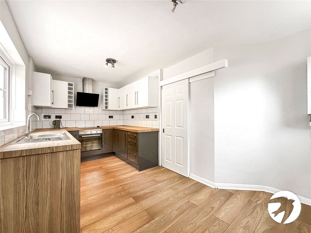 Property photo 3 of 9 Kitchen/Diner