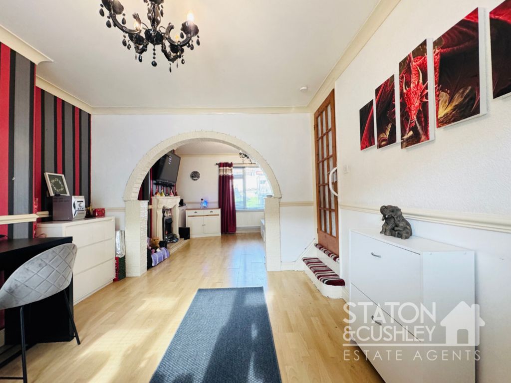 Property photo 3 of 23