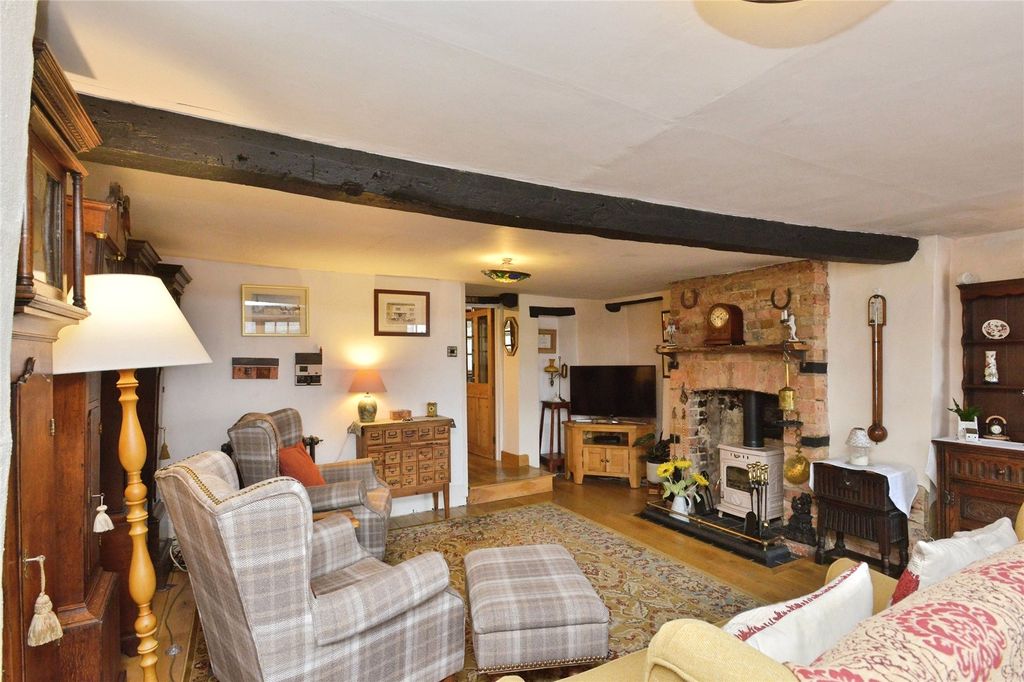 Property photo 1 of 24 Picture No. 14