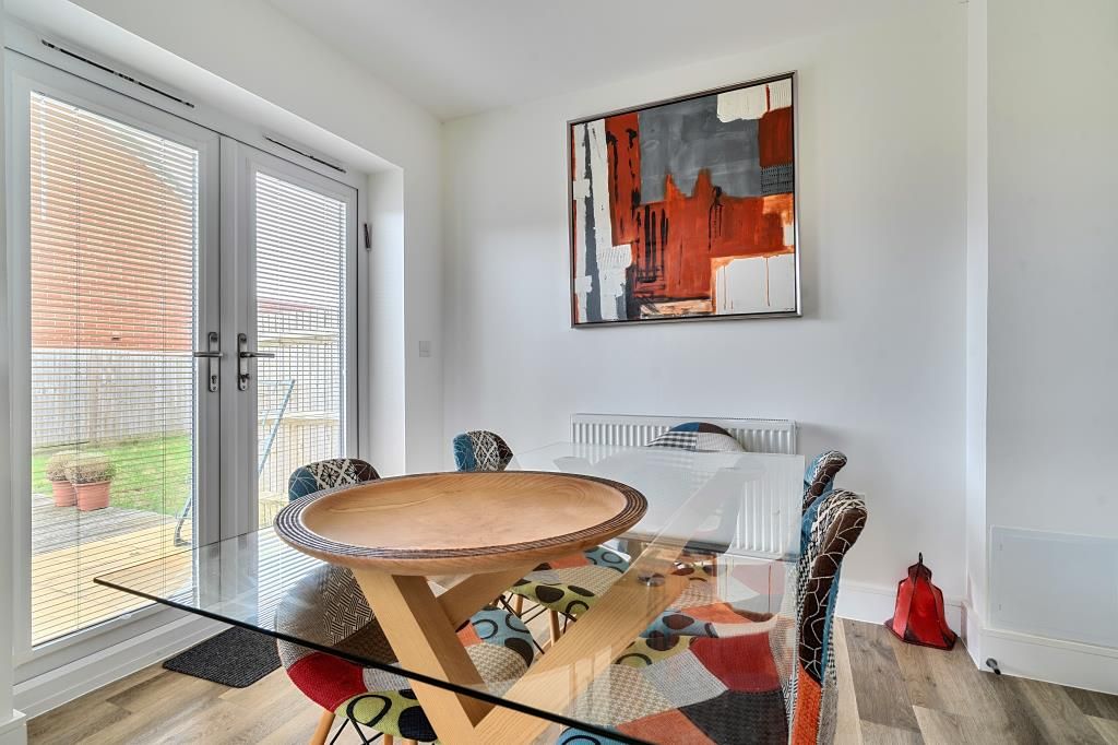 Property photo 3 of 21 Dining Room