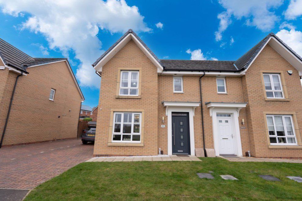 Property photo 1 of 25 3Â Bedroom Semi Detached For Sale